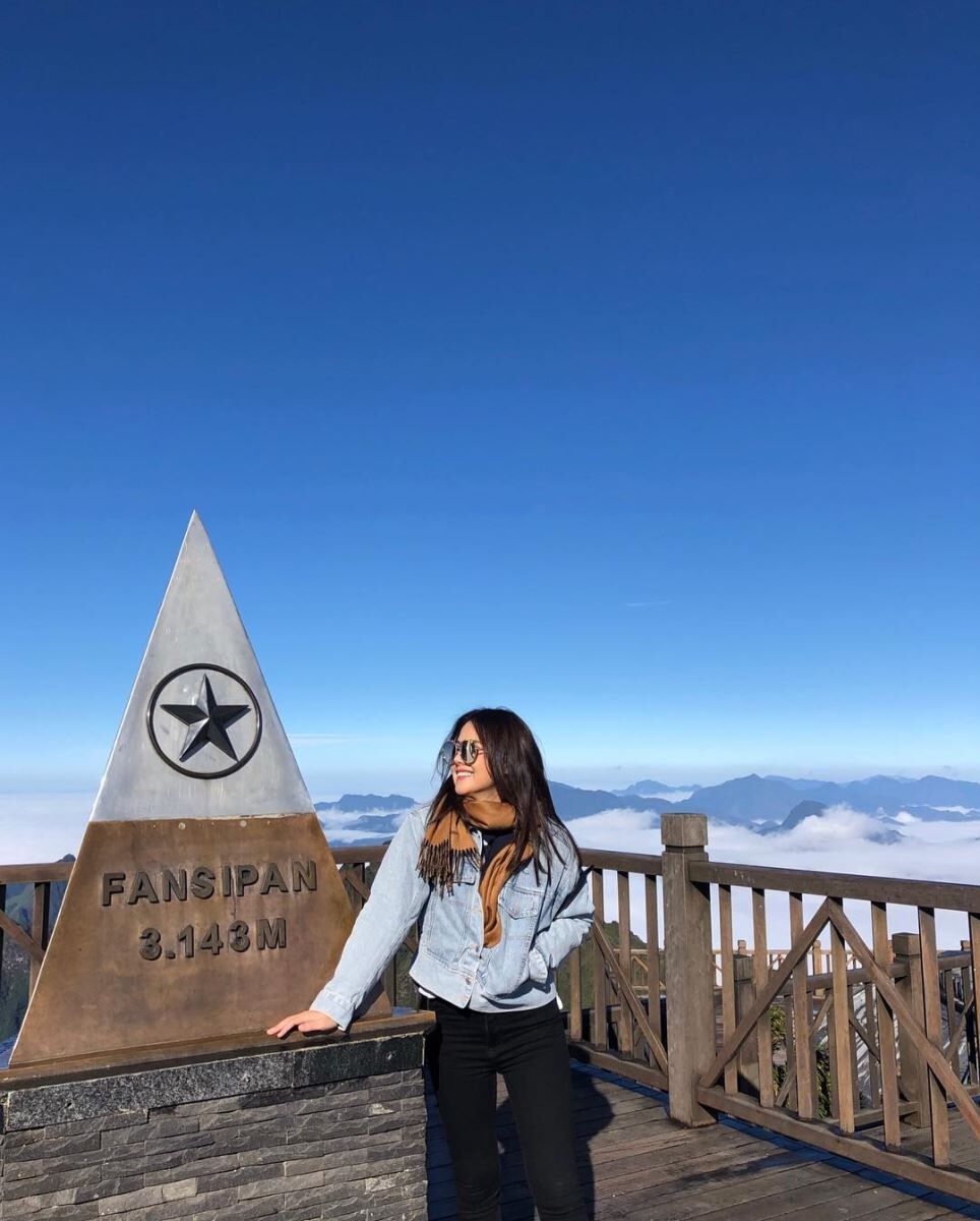 Immerse in Fansipan’s dramatic mountain views